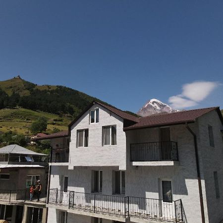 Kazbek View Hostel Казбеги Екстериор снимка