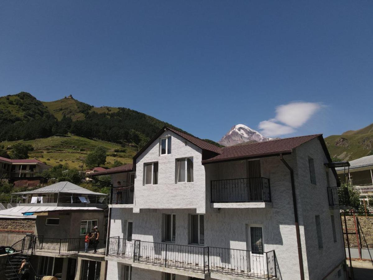 Kazbek View Hostel Казбеги Екстериор снимка