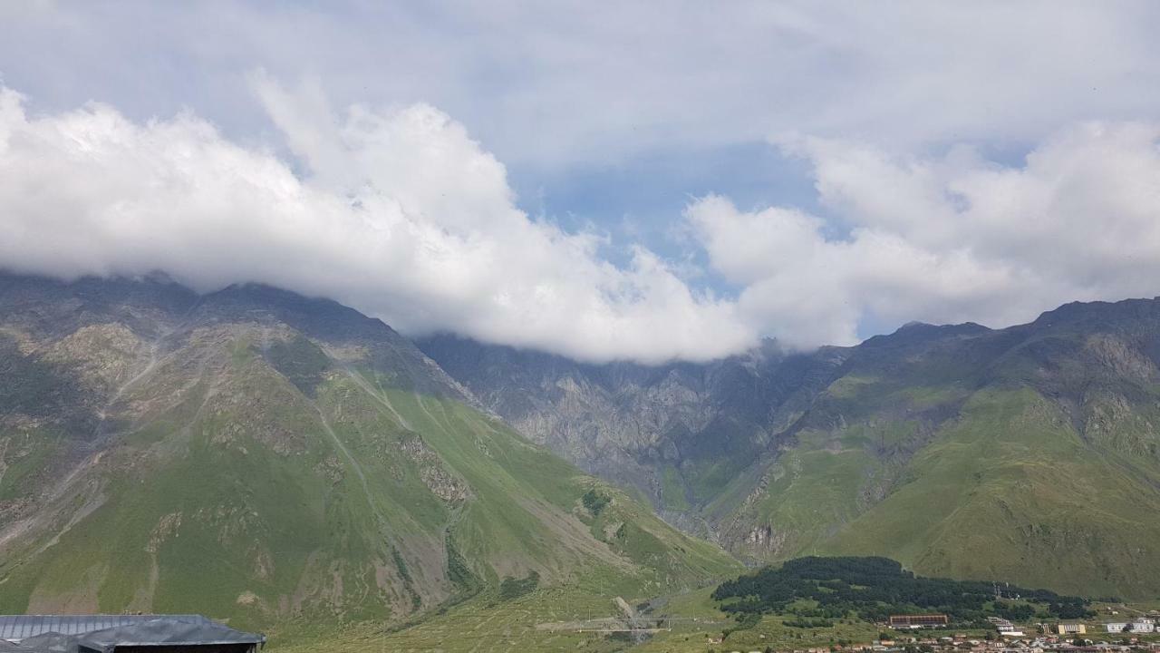 Kazbek View Hostel Казбеги Екстериор снимка