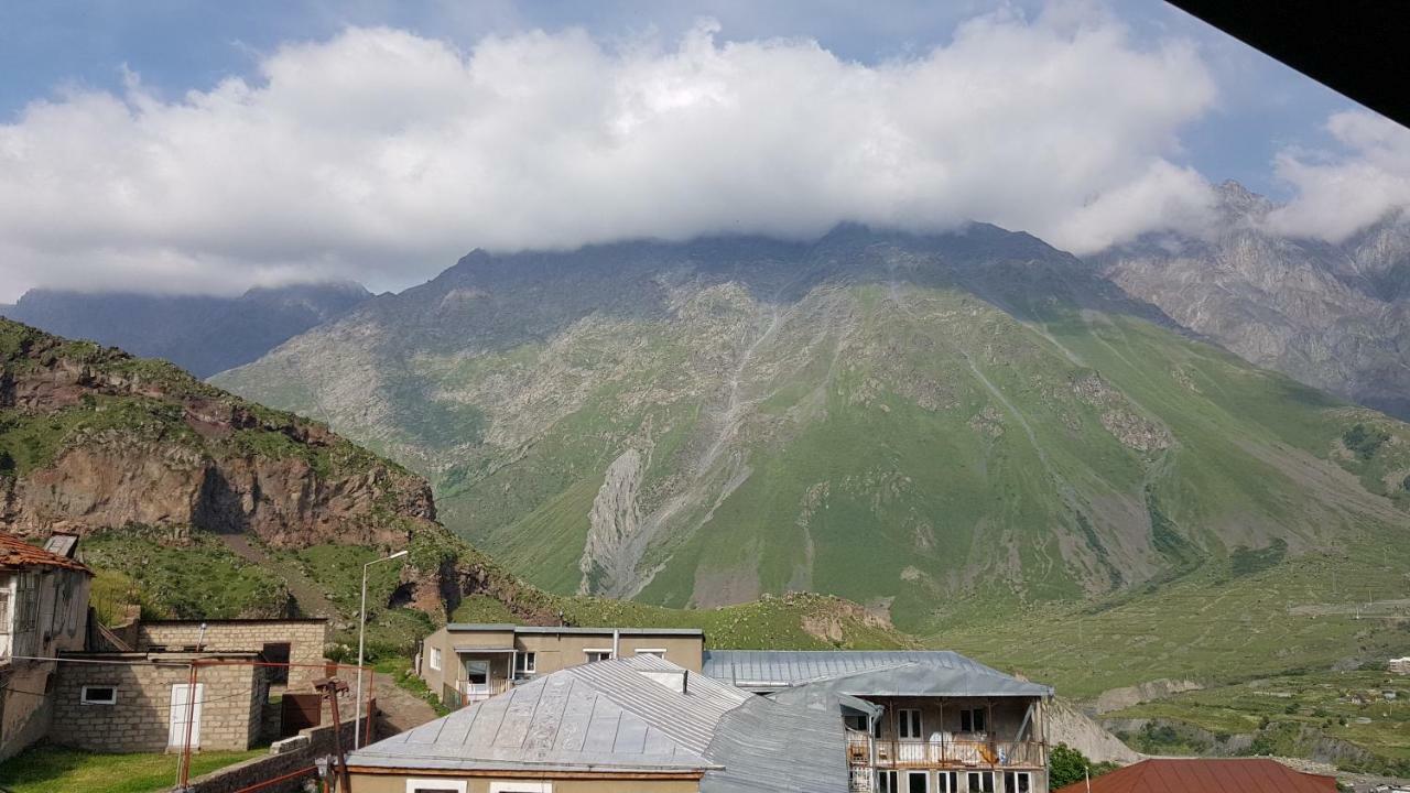 Kazbek View Hostel Казбеги Екстериор снимка